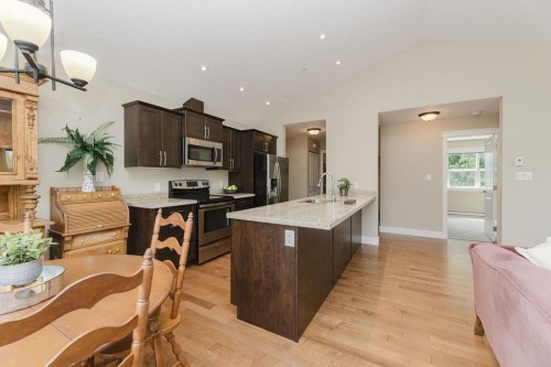 201-518 Shaw Road, Gibsons, BC 