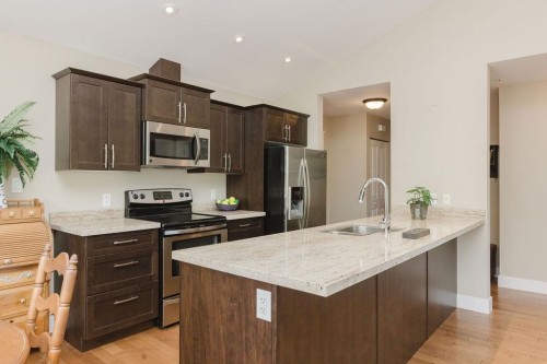 201-518 Shaw Road, Gibsons, BC 