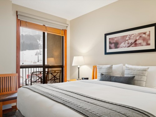 602-4320 Sundial Crescent, Whistler, BC 