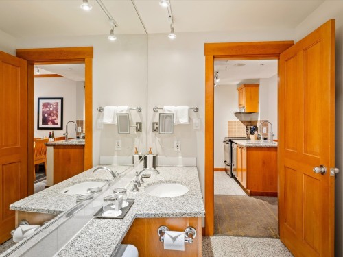 602-4320 Sundial Crescent, Whistler, BC 