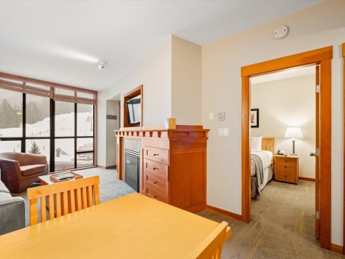 602-4320 Sundial Crescent, Whistler, BC 