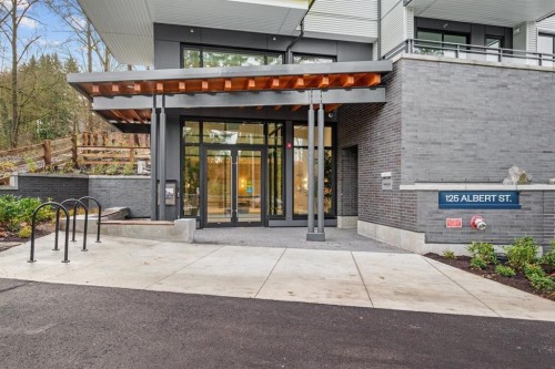 609-125 Albert Street, Port Moody, BC 