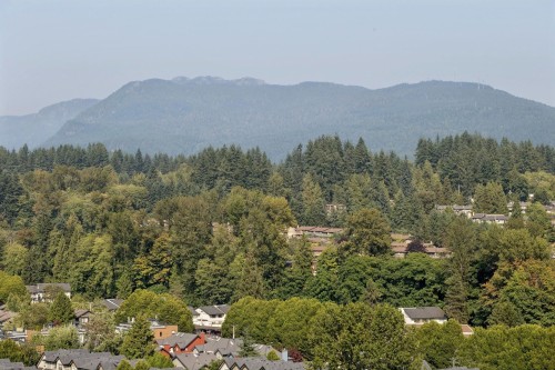 1702-1550 Fern Street, North Vancouver, BC 