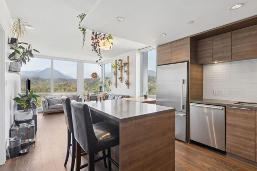 1702-1550 Fern Street, North Vancouver, BC 