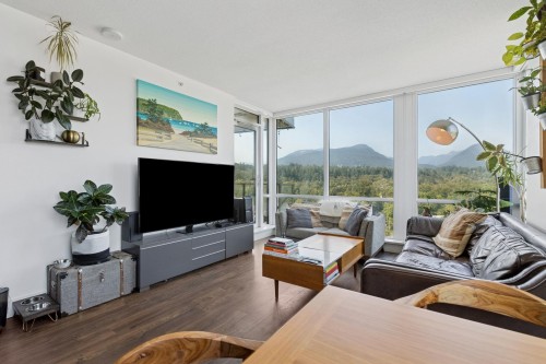 1702-1550 Fern Street, North Vancouver, BC 