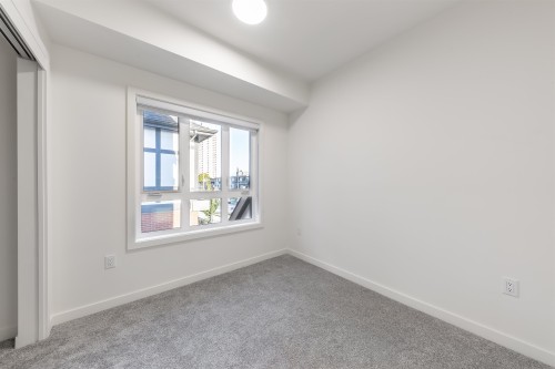 7-6988 Griffiths Avenue, Burnaby, BC 