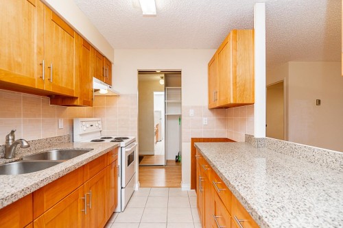 1001-6611 Minoru Boulevard, Richmond, BC 