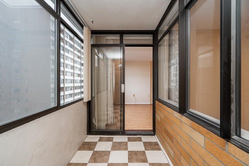 1001-6611 Minoru Boulevard, Richmond, BC 