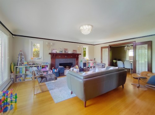 3521 39Th Avenue W, Vancouver, BC 