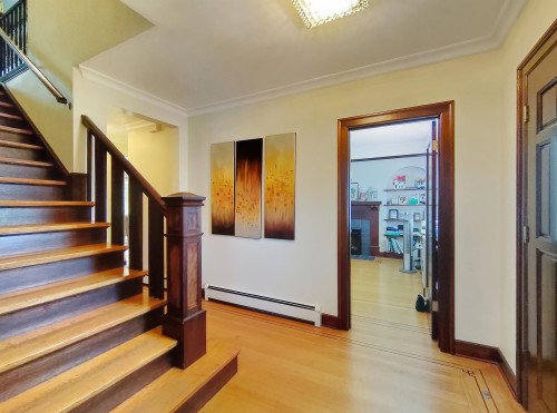 3521 39Th Avenue W, Vancouver, BC 