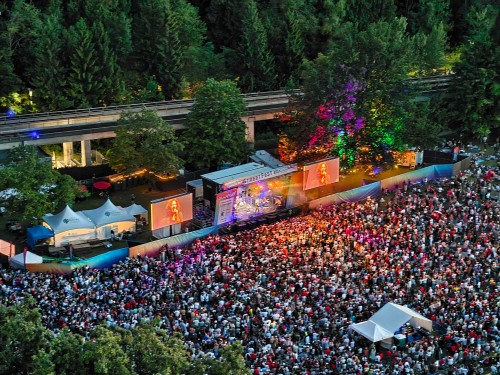 2805-5883 Barker Avenue, Burnaby, BC 