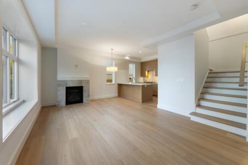 1136 26Th Avenue E, Vancouver, BC 