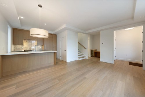 1136 26Th Avenue E, Vancouver, BC 