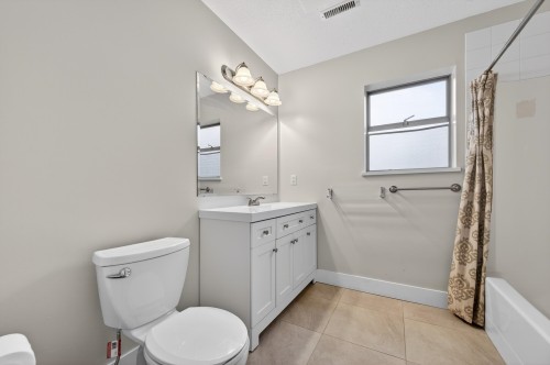 21105 River Road, Maple Ridge, BC 