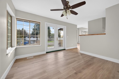 21105 River Road, Maple Ridge, BC 