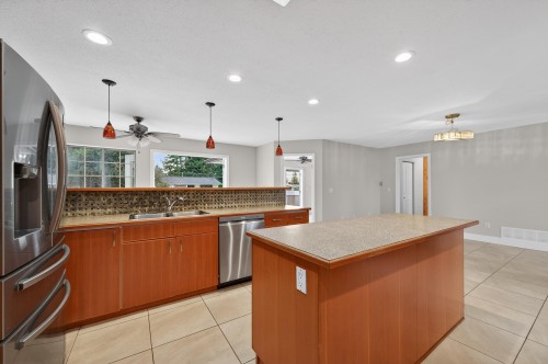 21105 River Road, Maple Ridge, BC 