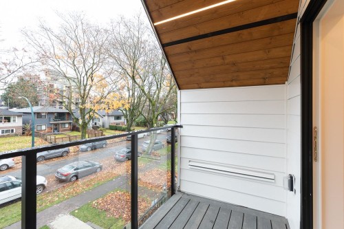 1-3508 Pender Street E, Vancouver, BC 