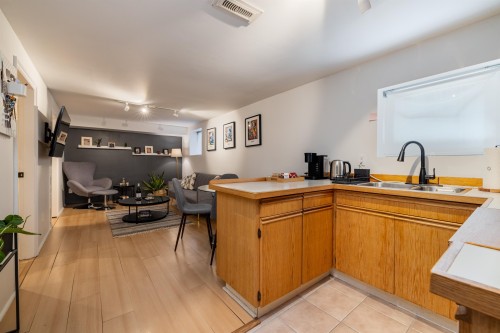 4343 11Th Avenue, Vancouver, BC 