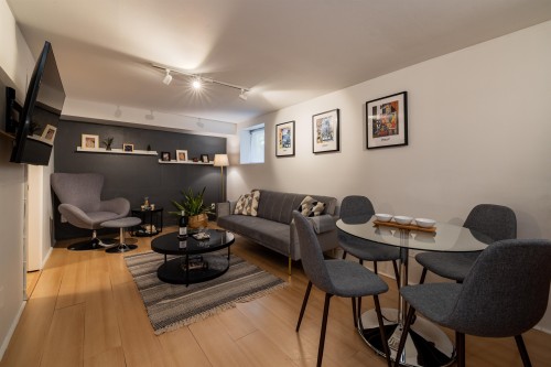 4343 11Th Avenue, Vancouver, BC 