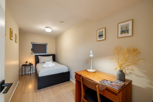 4343 11Th Avenue, Vancouver, BC 