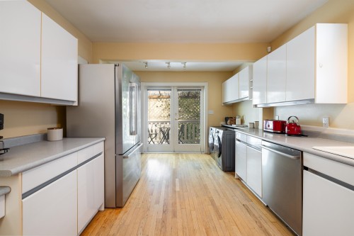 4343 11Th Avenue, Vancouver, BC 