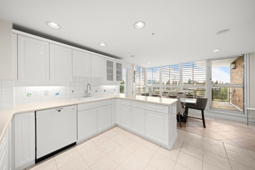 1700-5615 Hampton Place, Vancouver, BC 