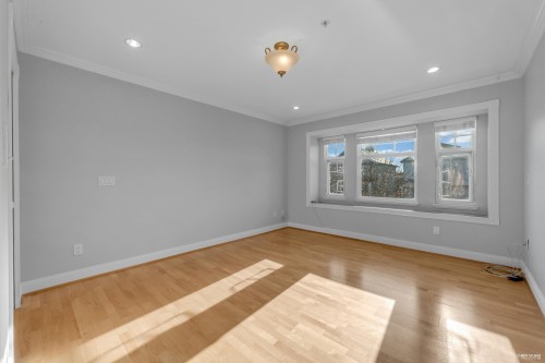 3311 44Th Avenue E, Vancouver, BC 