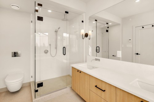 5-3407 Mamquam Road, Squamish, BC 