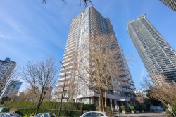 2608-2289 Yukon Crescent  Burnaby, BC V5C 0B2