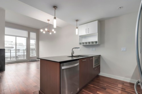 411-13040 No. 2 Road, Richmond, BC 