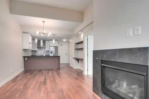 411-13040 No. 2 Road, Richmond, BC 