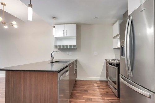 411-13040 No. 2 Road, Richmond, BC 