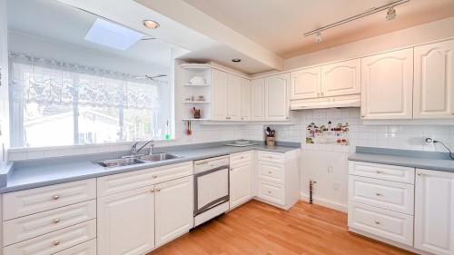 2319 47Th Avenue W, Vancouver, BC 