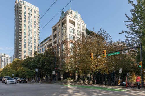 Ph803-988 Richards Street, Vancouver, BC 