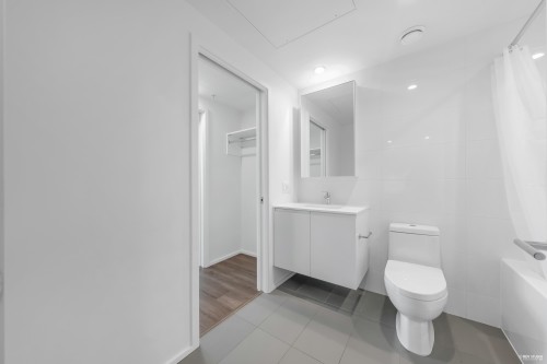 1008-3809 Evergreen Place, Burnaby, BC 