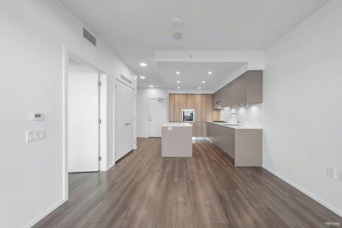 1008-3809 Evergreen Place, Burnaby, BC 