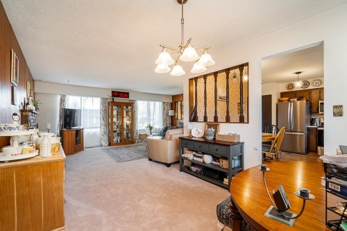 11708 Fraserview Street, Maple Ridge, BC 