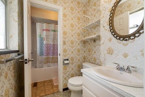 11708 Fraserview Street, Maple Ridge, BC 