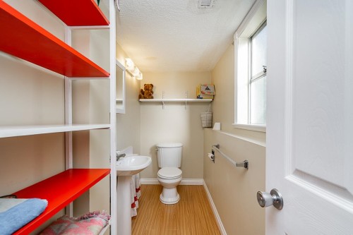 11708 Fraserview Street, Maple Ridge, BC 