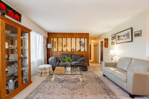 11708 Fraserview Street, Maple Ridge, BC 