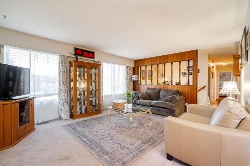 11708 Fraserview Street, Maple Ridge, BC 