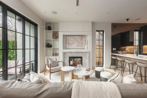 1-240 37Th Avenue E, Vancouver, BC 