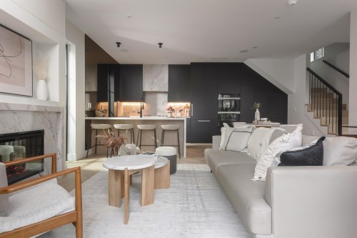 1-240 37Th Avenue E, Vancouver, BC 