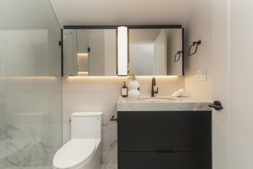 2-240 37Th Avenue E, Vancouver, BC 