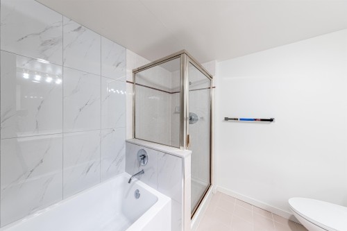 1010-4825 Hazel Street, Burnaby, BC 