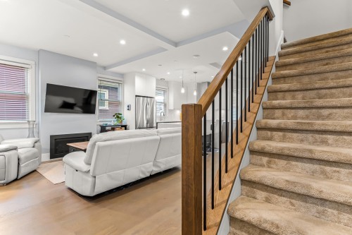 437 Vernon Drive, Vancouver, BC 