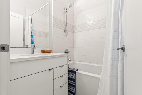 437 Vernon Drive, Vancouver, BC 