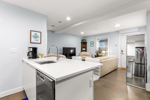 437 Vernon Drive, Vancouver, BC 