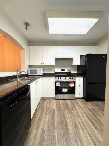 210-2439 Wilson Avenue, Port Coquitlam, BC 