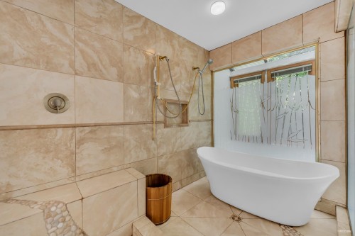 2901 Allan Road, North Vancouver, BC 